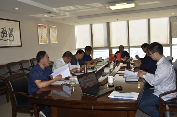 爱游戏手机入口官网-爱游戏(中国)
召开“不忘初心、牢记使命”主题教育党委理论学习中心组集中学习会议